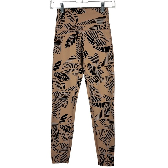 aerie Sz S Women's Beige Chill Play Move Palm Leaf Print 7/8 Legging - Picture 2 of 9